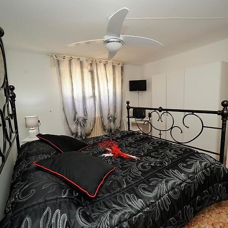 Casa Di Manu Apartment Монтекатини Терме Екстериор снимка