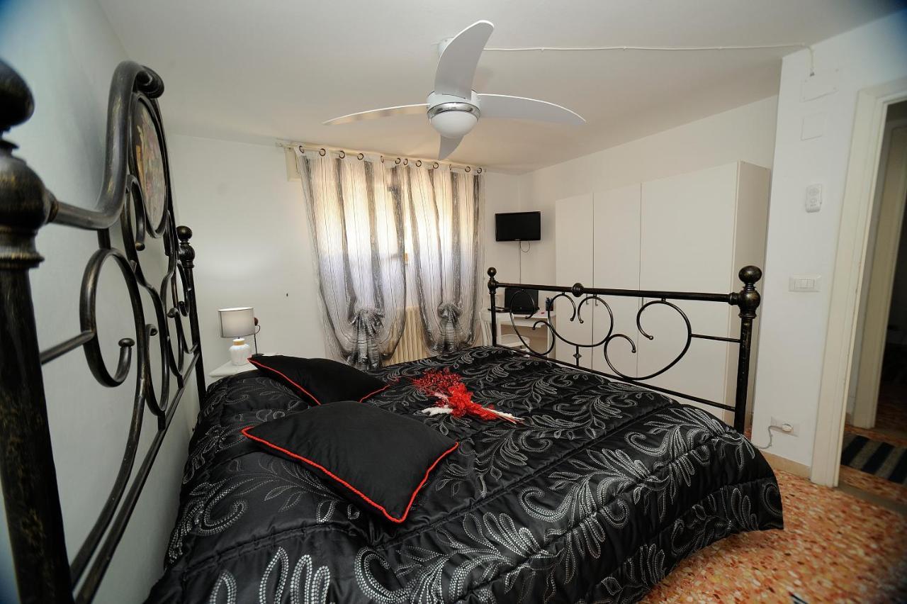 Casa Di Manu Apartment Монтекатини Терме Екстериор снимка